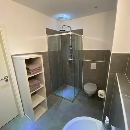 Sali Homes - Monteurswohnungen Im Herzen Von Kleve Kleef Kamer foto
